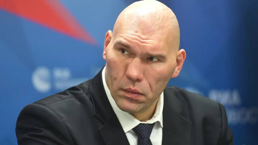 Валуев признался, что ему неинтересен выставочный бой с Тайсоном