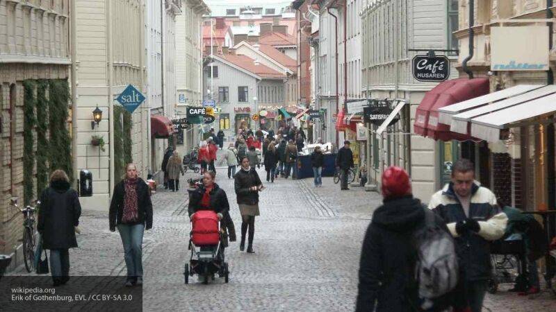 Жительница Швеции рассказала, как страна справляется с COVID-19 без строгих мер карантина