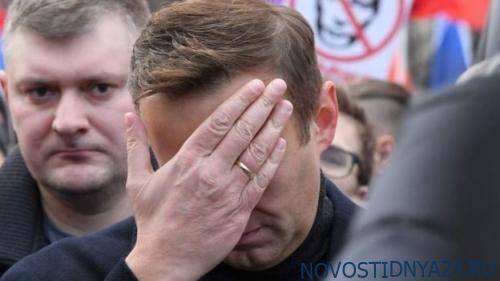 «Это продуктовая ошибка». «Яндекс» прокомментировал негативную выдачу с Навальным