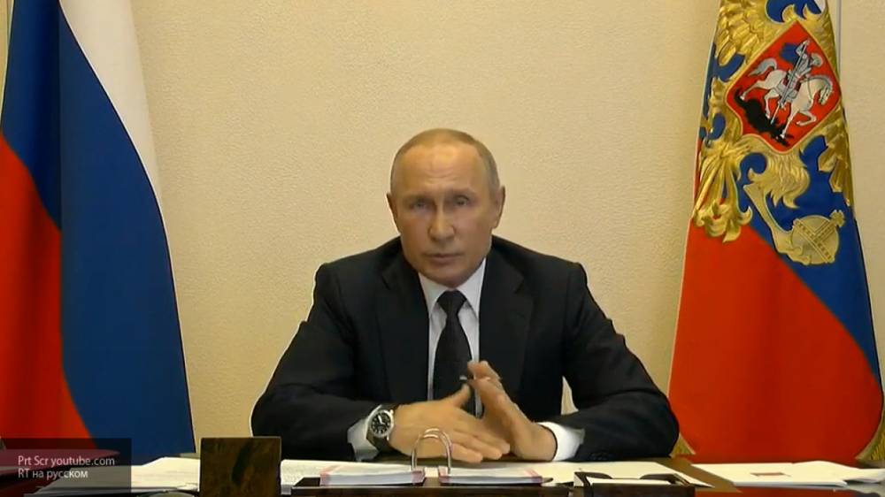 Путин объявил 6-8 мая нерабочими днями с сохранением зарплаты