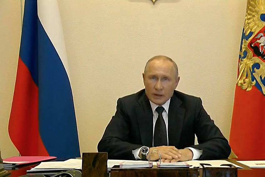 Путин: Ситуация с коронавирусом остается очень сложной