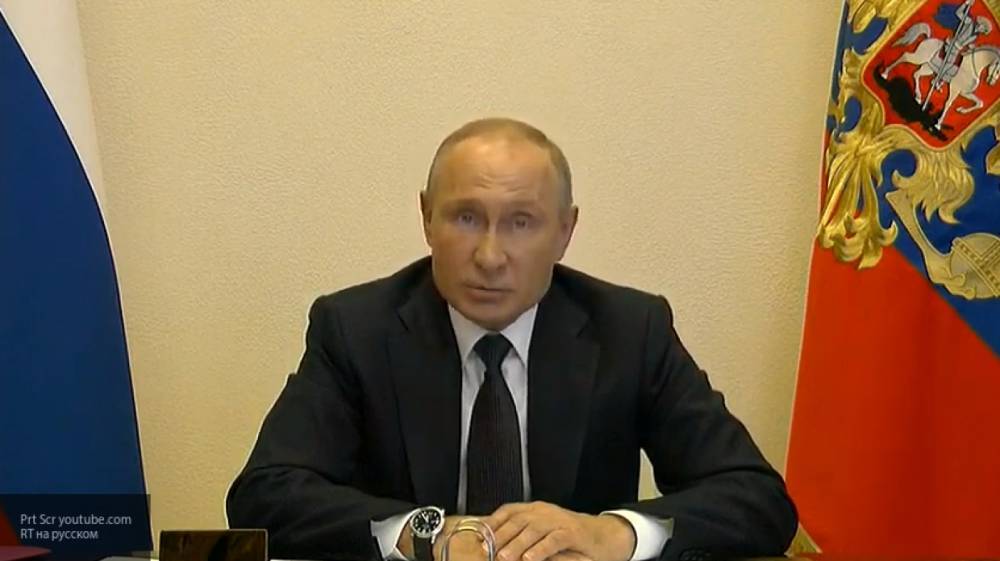 Путин заявил, что Россия еще не преодолела пик пандемии коронавируса