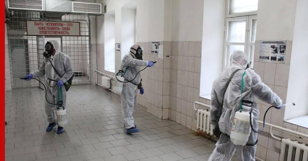 Более 270 сотрудников ФСИН и 40 заключенных заразились COVID-19
