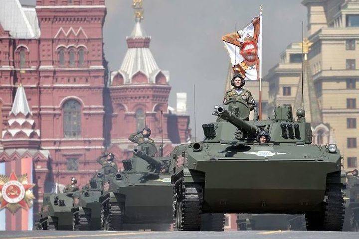Путин пообещал провести парад Победы, когда ситуация будет безопасной