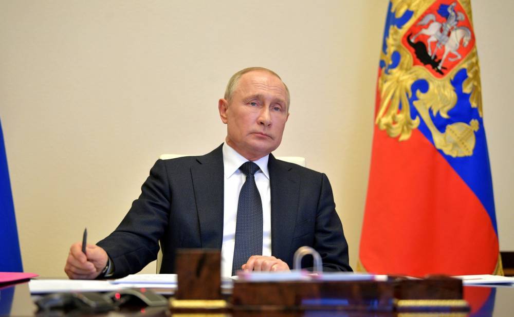 Путин подписал указ о нерабочих днях с 6 по 8 мая
