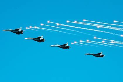 Путин пообещал авиационный парад в День Победы