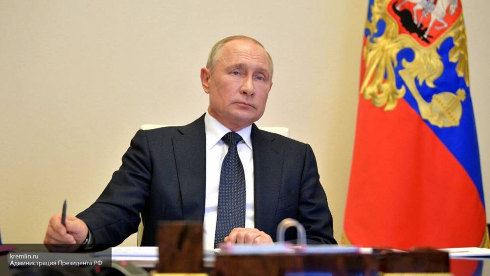 Путин призвал россиян проявлять предельную ответственность на фоне пандемии