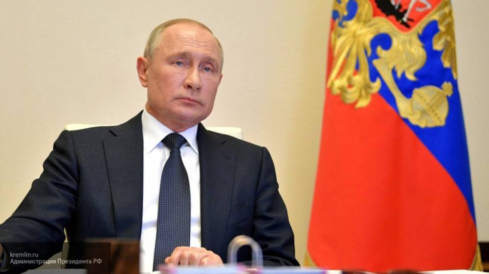 Путин отметил, что в России борьба с COVID-19 идет в нужном направлении