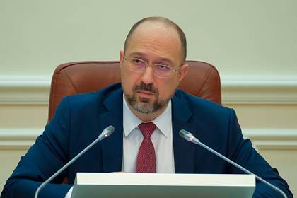 Премьер Украины назвал три сценария жизни при коронавирусе