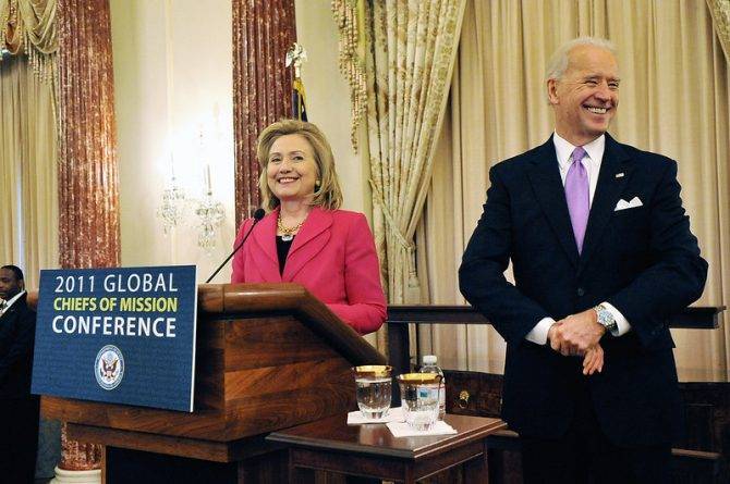 Бывший госсекретарь Хиллари Клинтон поддержит кандидата от демократов Джо Байдена на посту президента США