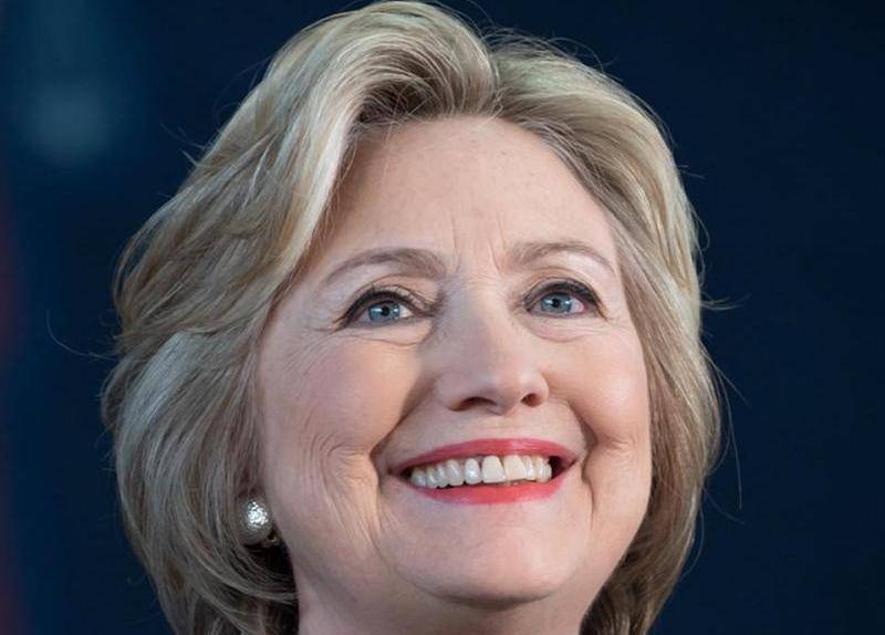 Клинтон проголосует за Байдена на предстоящих выборах в США
