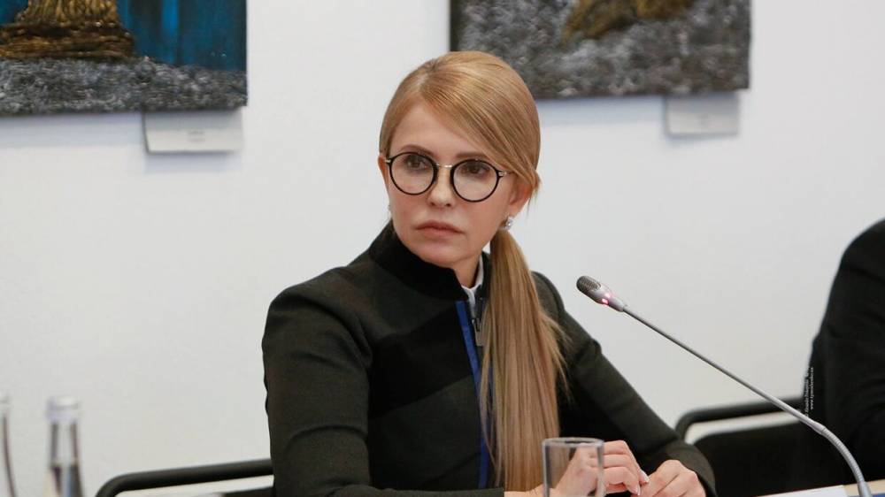 Тимошенко осудила поддержавшего «глобальных спекулянтов» Зеленского за закон о земле