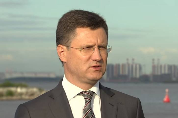 Глава Минэнерго РФ назвал предполагаемые сроки стабилизации цен на нефть