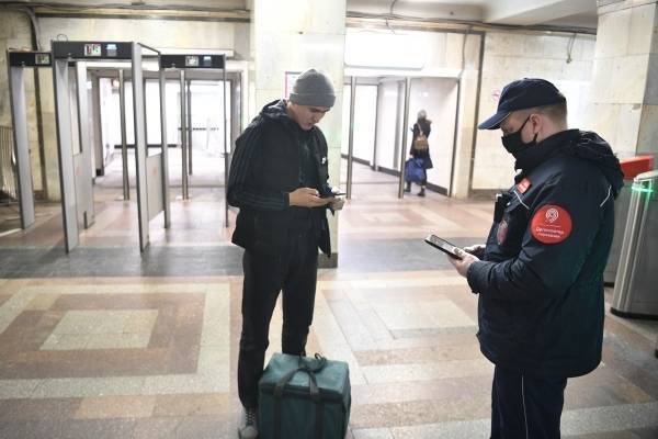 Действие рабочих пропусков москвичей для передвижения по городу продлится автоматически