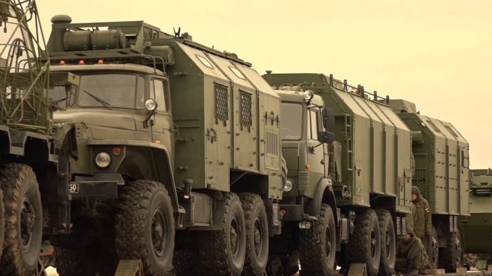 Россия проведет масштабные учения двух армий в 2020 году