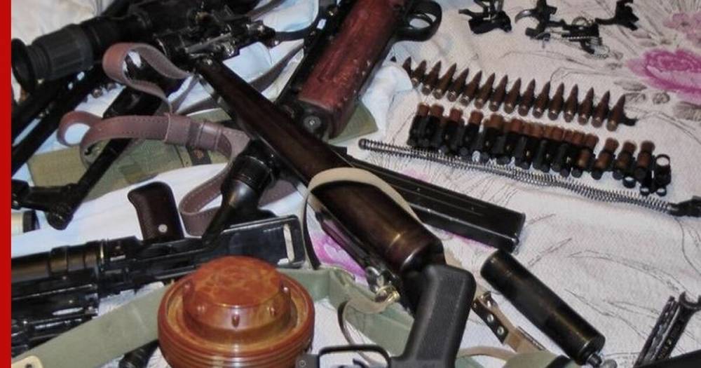 ФСБ провела операцию по уничтожению оружейных мастерских по всей России