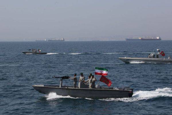 Иран отослал США в историю: Персидский залив назван нашим именем