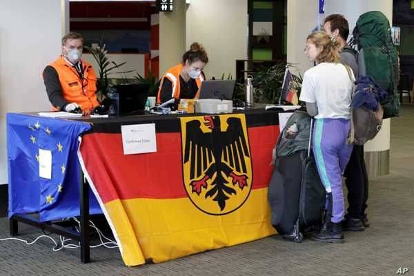 МИД Германии указал, когда возможно возобновление «беззаботных путешествий»