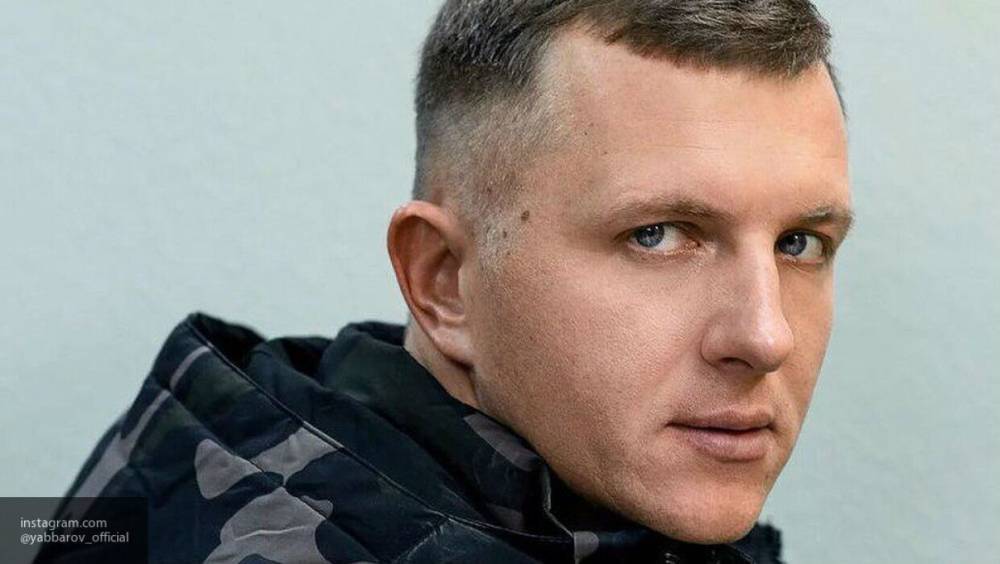 Звезду "Дома-2" обвинили в краже песни экс-солиста "Бутырки"