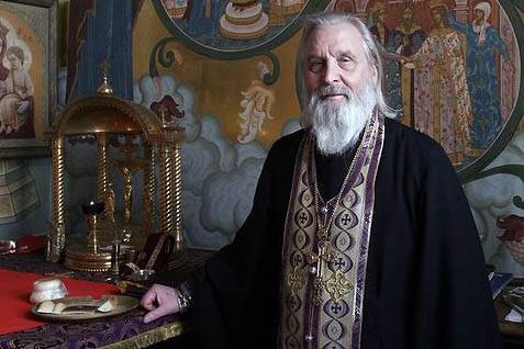 Скончался настоятель храма Рождества Пресвятой Богородицы в Крылатском Георгий Бреев