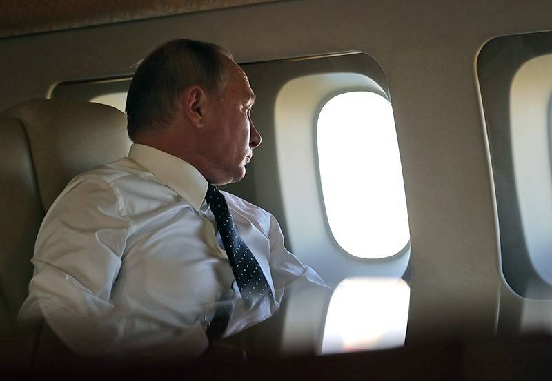 Умер личный пилот Путина