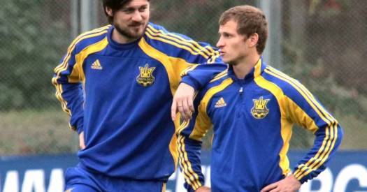 Два бывших футболиста сборной Украины готовы провести прощальный матч в России «с медведями»