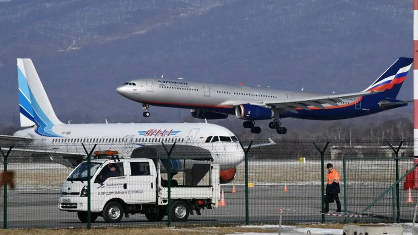 Аэропорт Владивостока перешёл на сокращённый режим работы