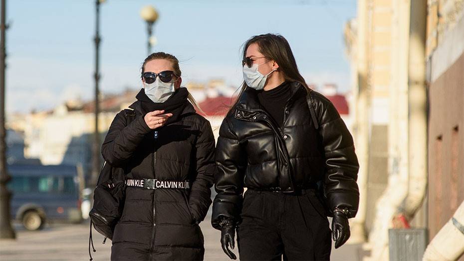 Масочный режим, новая жизнь "сгоревших" проездных и разборки в суде из-за карантина: Петербург 29 апреля