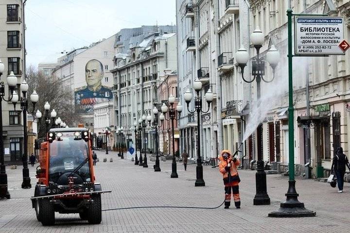 Москвичам разрешили поездки на такси в другой район города