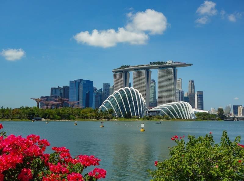 Остров везения: Как в Сингапуре борются с коронавирусом и коррупцией