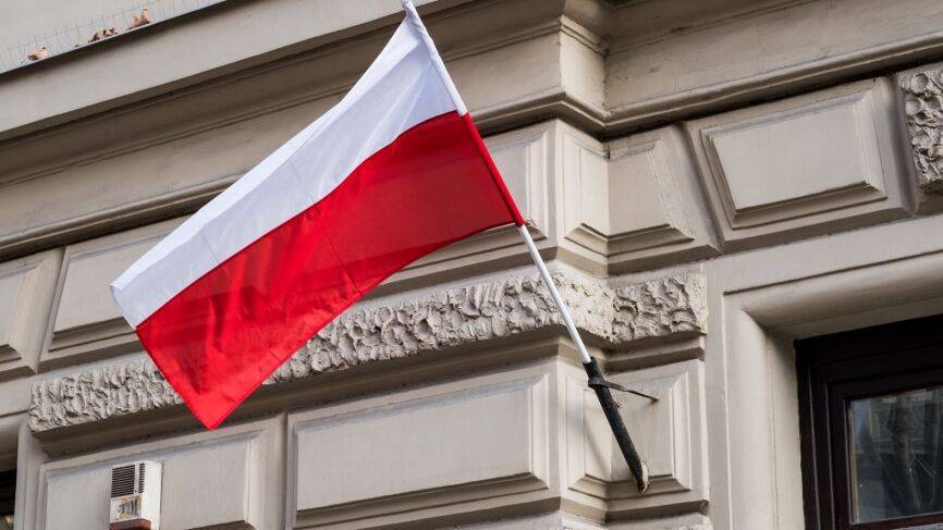 Власти Польши перенесли визит в Смоленск и Катынь