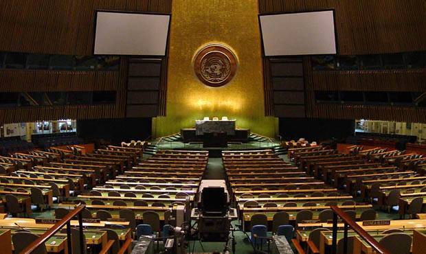 Генассамблея ООН отказалась рассматривать вопрос об отмене санкций против России из-за коронавируса