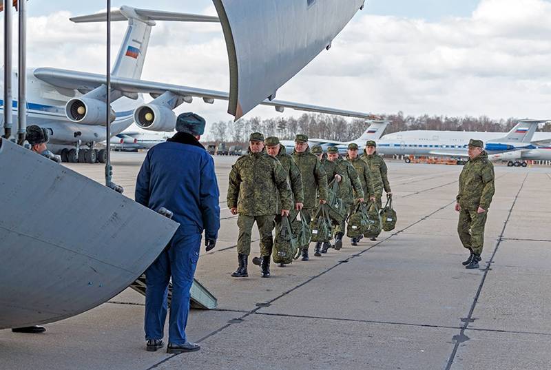 Первый Ил-76 Минобороны России с вирусологами вылетел в Сербию