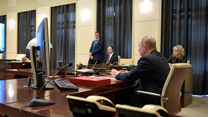Путин проведет совещание с российскими нефтяниками