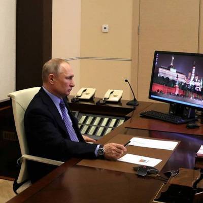 Путин проведет видеоконференцию с российскими нефтяниками