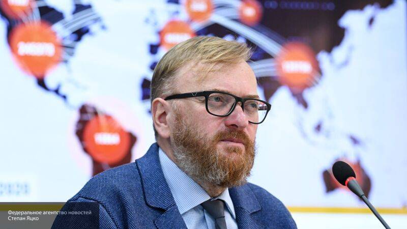Милонов посоветовал пожилым россиянам отмечать Пасху в онлайн-режиме