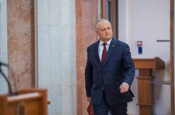 Президент Молдавии провел перед оппозицией «красную линию»