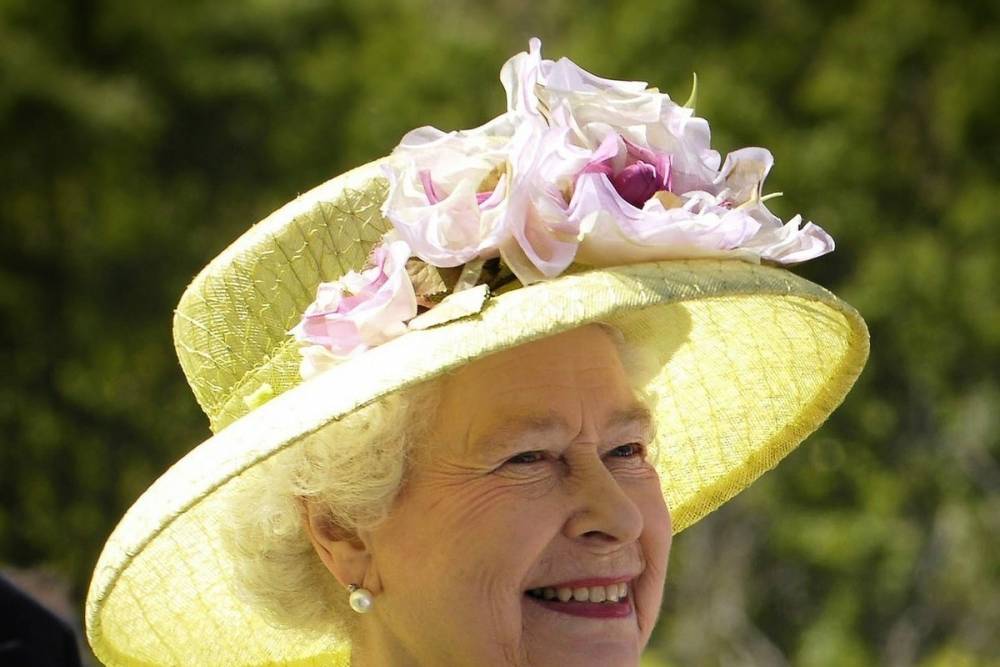 Королева Елизавета II обратится к нации из-за пандемии коронавируса