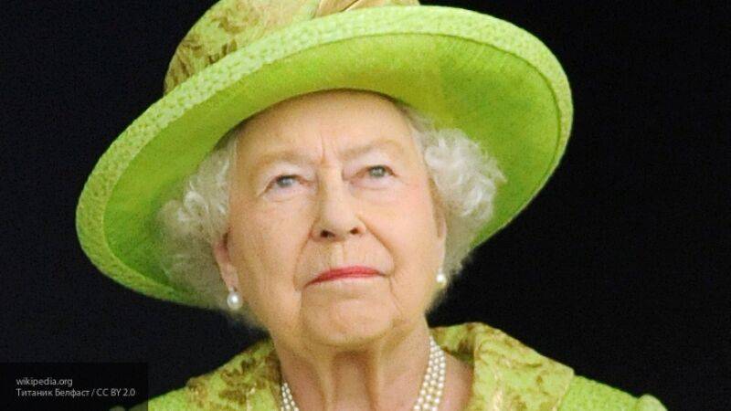 Королева Великобритании в воскресенье обратится к нации