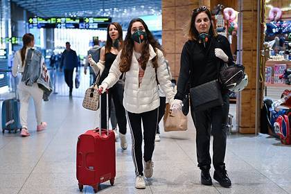Туристы начали массово покидать Сочи из-за угрозы коронавируса