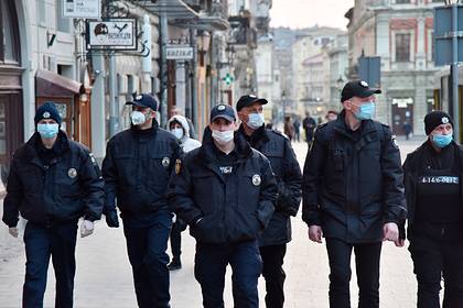 На Украине выписали тысячи штрафов за нарушение карантина
