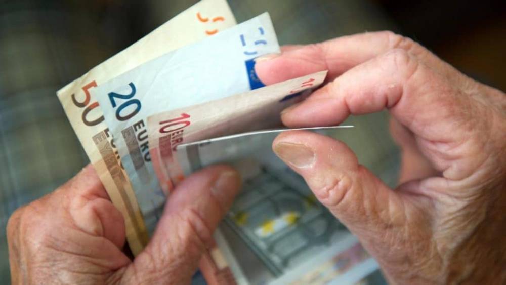 Сколько немцам нужно откладывать денег для безбедной старости?