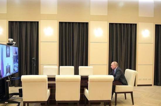 Путин обсудил с Советом Безопасности ситуацию на мировом рынке энергетики