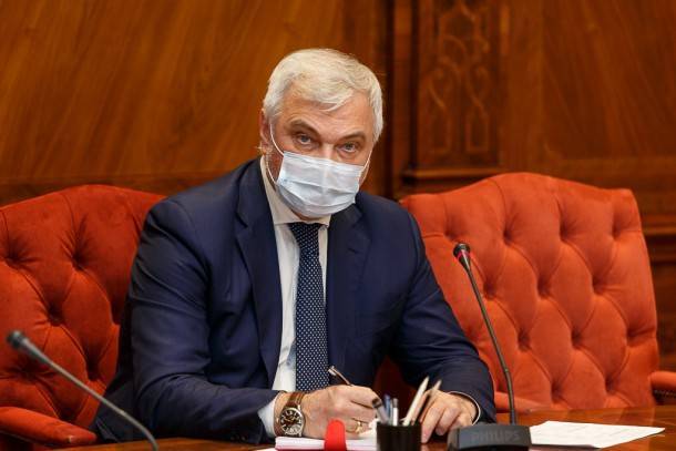 Врио главы Коми Владимир Уйба провел заседание штаба по противодействию распространению новой коронавирусной инфекции