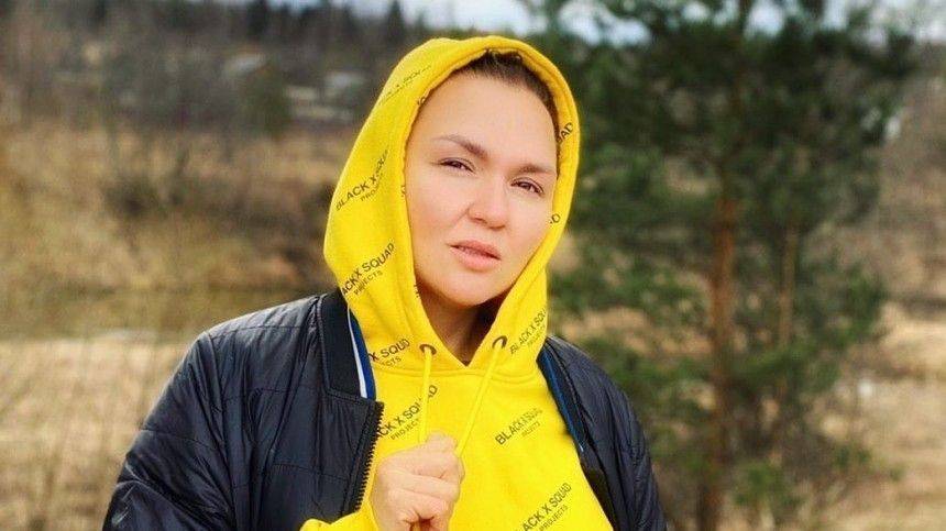 «Феерия!» — Надежда Ангарская изобразила лицо типичного россиянина после самоизоляции