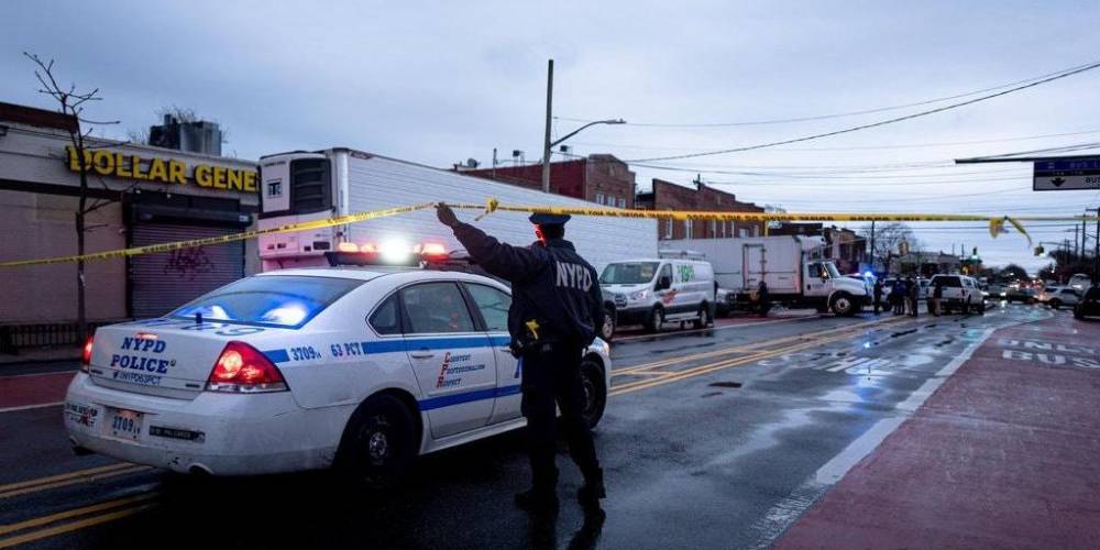 В Нью-Йорке обнаружили грузовики с десятками разлагающихся трупов