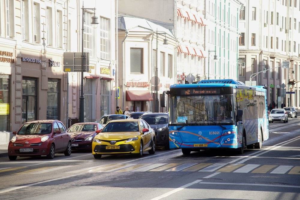 Москвичи стали чаще ездить на общественном и личном транспорте на этой неделе