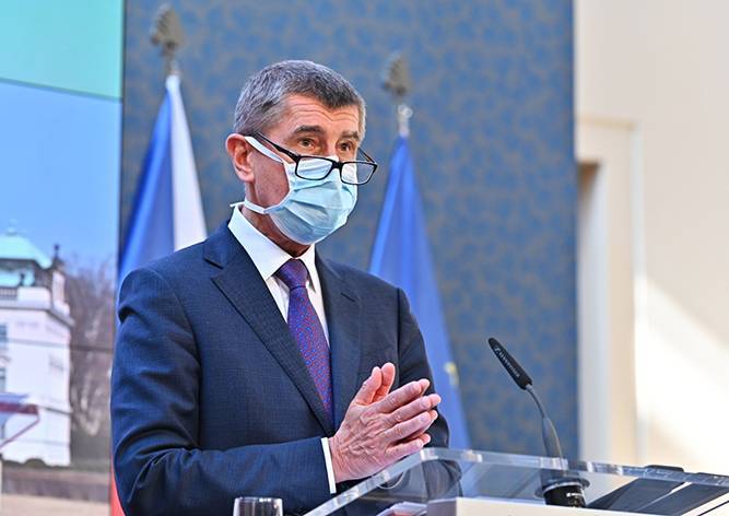 Парламент Чехии продлил чрезвычайное положение