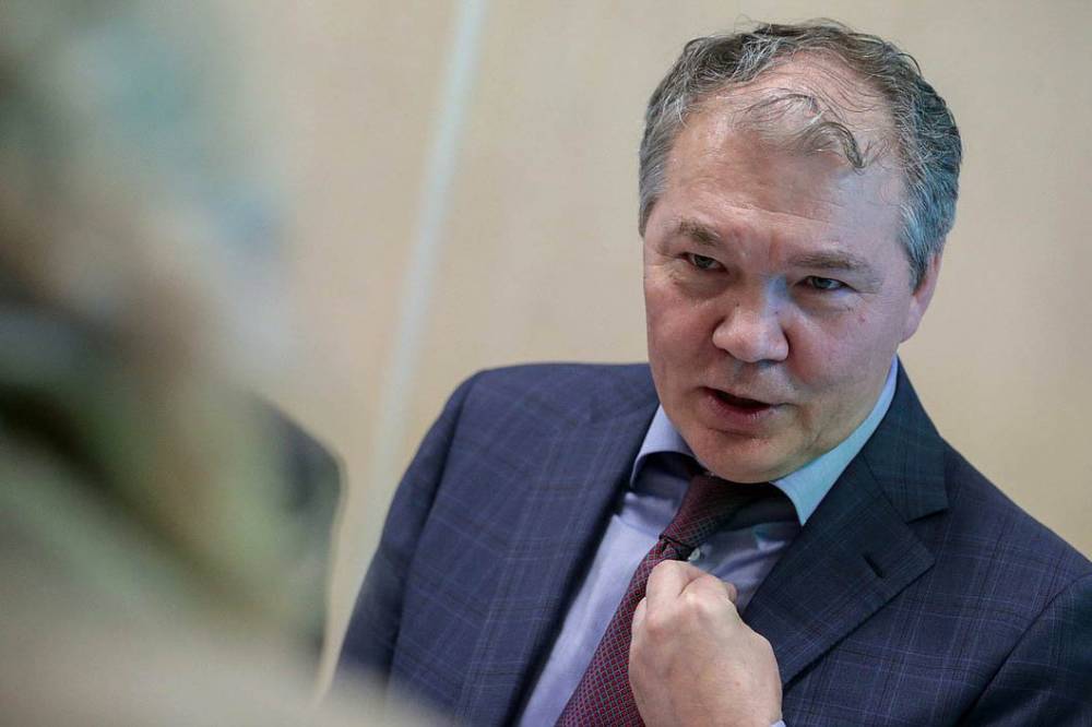 «Лежу под капельницей»: зараженный COVID-19 депутат Калашников рассказал о своем состоянии