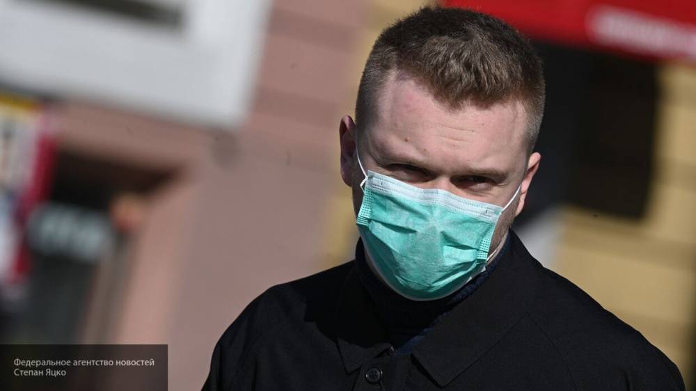 Власти Подмосковья планируют сделать ношение масок обязательным